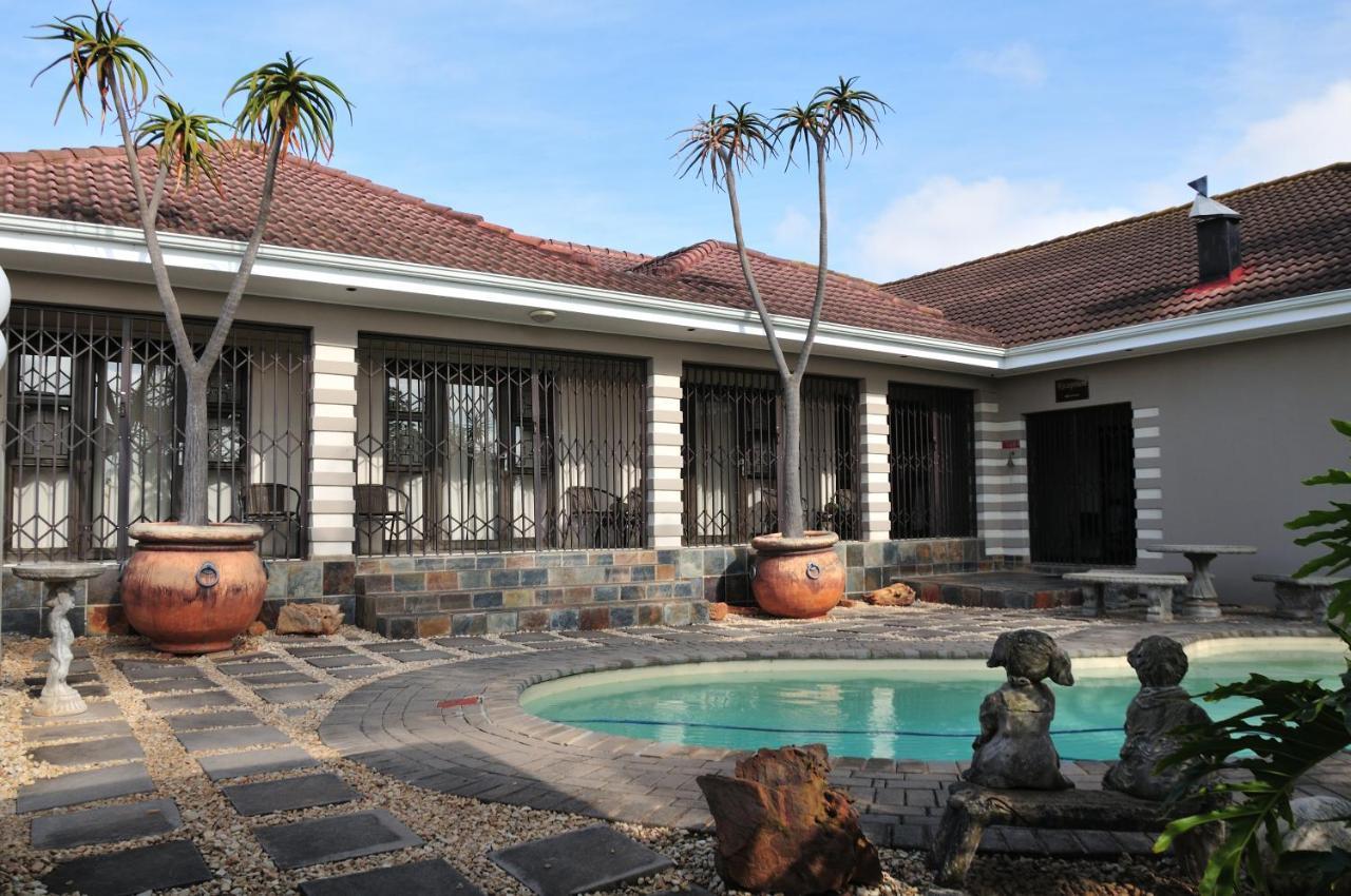 Mi Casa Guest House Uitenhage ภายนอก รูปภาพ