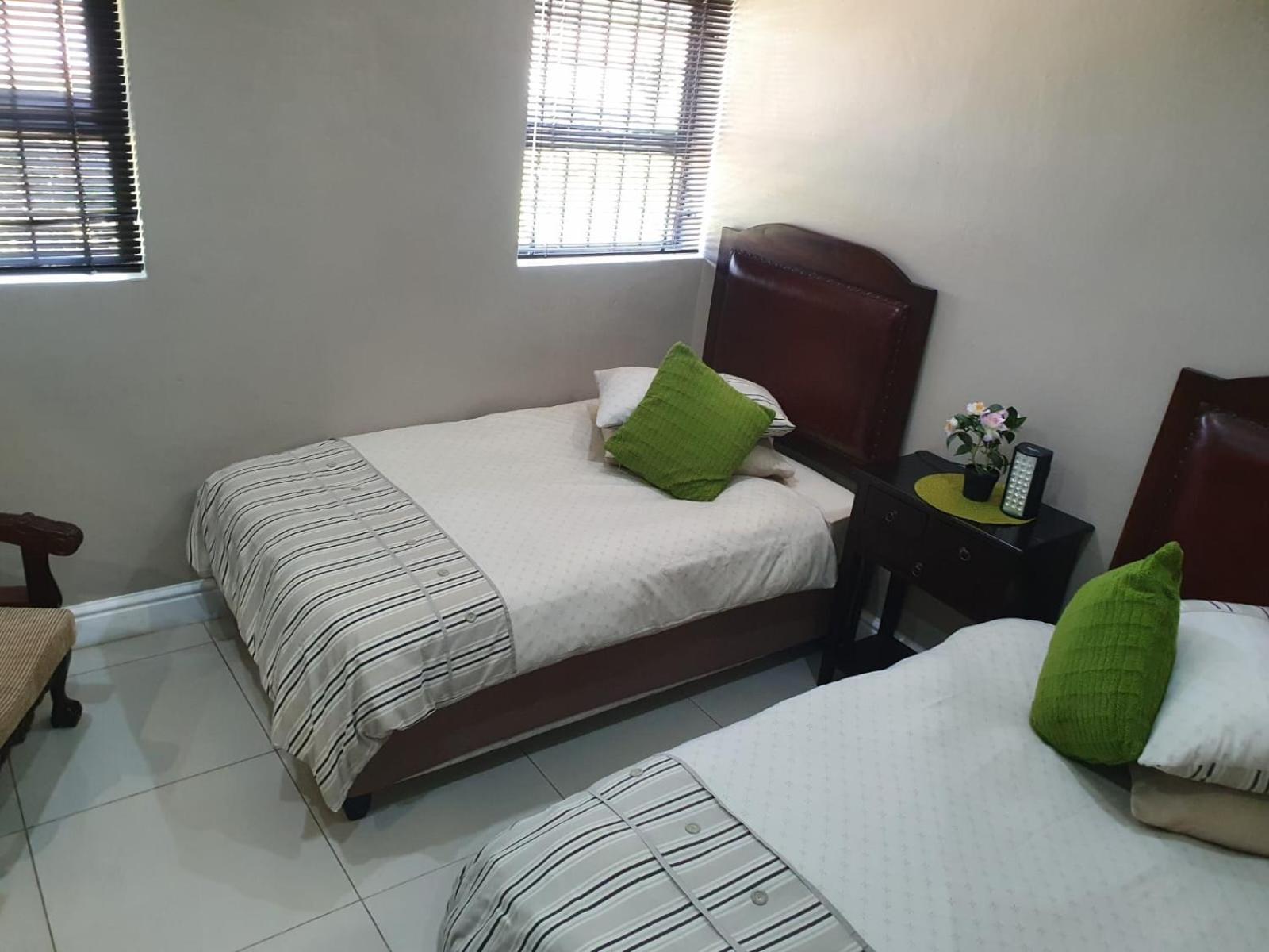 Mi Casa Guest House Uitenhage ภายนอก รูปภาพ